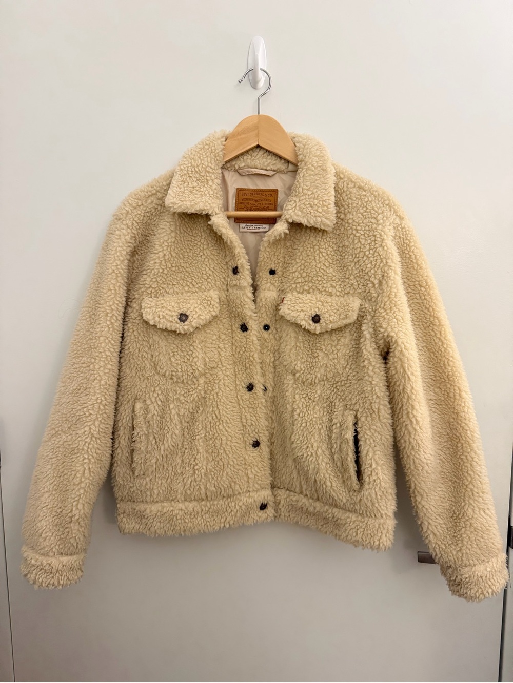 Levis Cream Sherpa Fleece Jacket - Cozy Button-Up Coat Size M